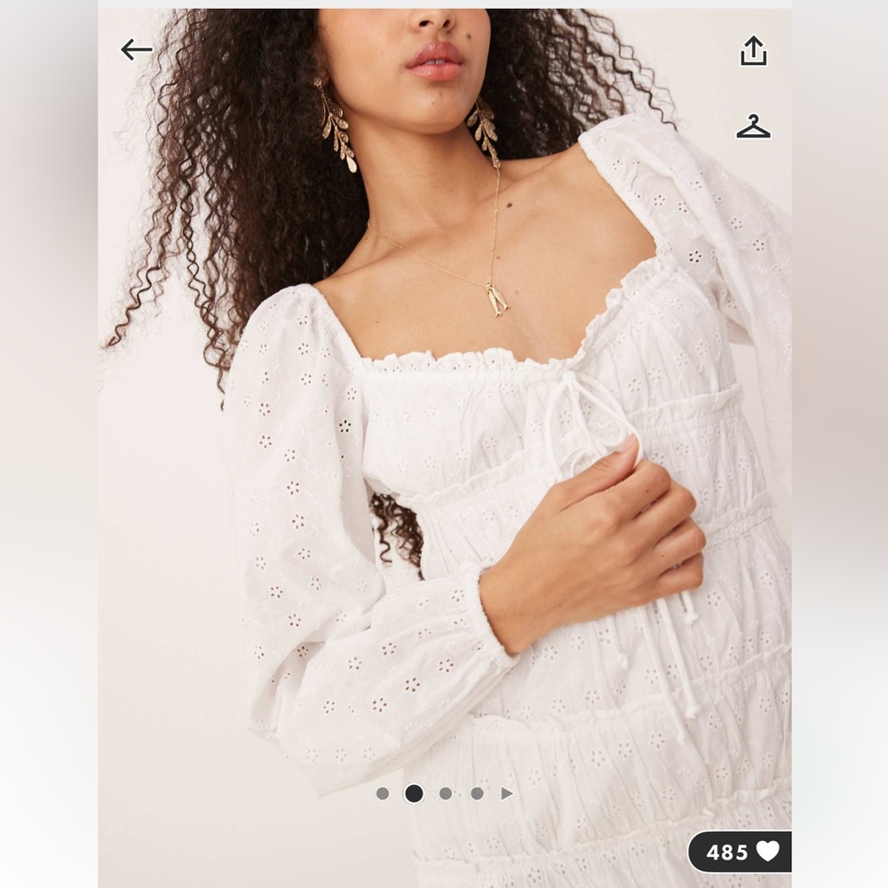 NWT…ASOS…This mini dress is really pretty with a square neckline…SZ 10